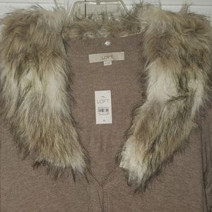 LOFT Sweaters - Ann Taylor Loft Fur Collar Sweater Oatmeal Size M LOFT Sweaters - Ann Taylor Loft Fur Collar Sweater Oatmeal Size M